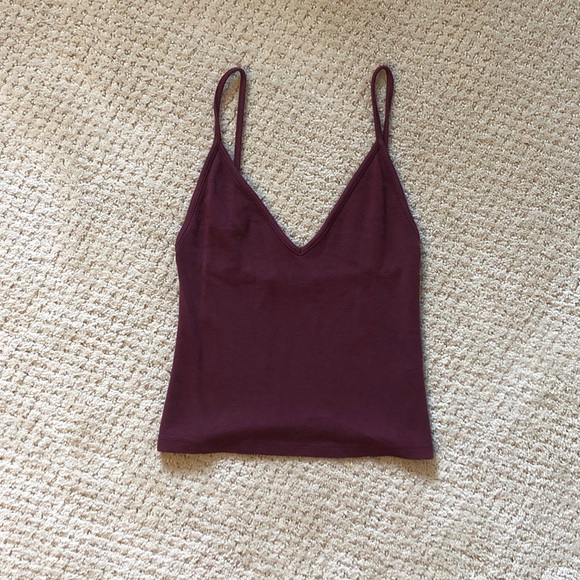 BRANDY MELVILLE maroon crop top - Picture 3 of 3